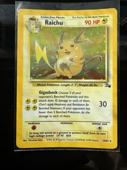 1999 POKEMON TCG FOSSIL 14/62 RAICHU HOLO RARE/STAGE 1 HP90 ENGLISH CARD - Image 1