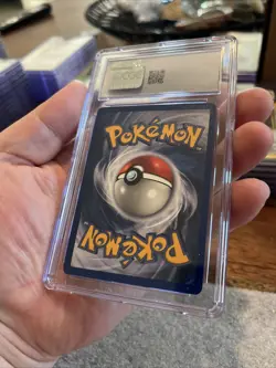 Pokemon French Base Set 1st Edition Hitmonchan Tygnon CGC 8.5 - Image 4