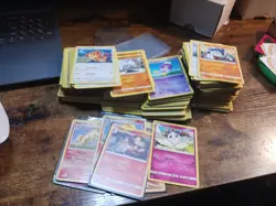 Lot Of Approx 400 VINTAGE POKEMON TRADING Cards. Tcg. - Image 1