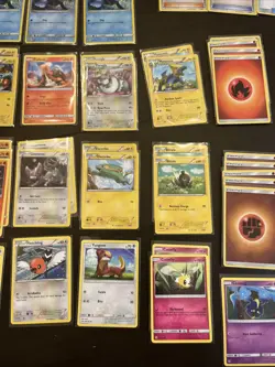 2016 POKEMON TCG 2017 Pokemon 76 Card lot 6 Holo cards all sleeved - Image 3