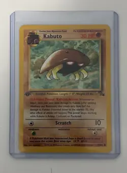 1999 Pokemon TCG Fossil First Edition Non Holo Kabuto 50/62 Card Near Mint - Image 3