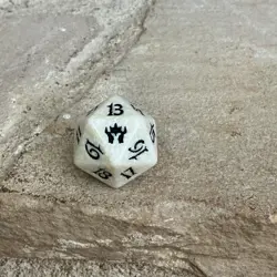 Magic the Gathering Fifth Dawn White Spindown Dice - Image 1