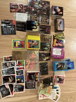 Card Lot - Vintage CCG Movie Cards - X-Files Jurassic Park ET King Kong Foils B4 - Image 1