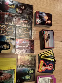 Card Lot - Vintage CCG Movie Cards - X-Files Jurassic Park ET King Kong Foils B4 - Image 2