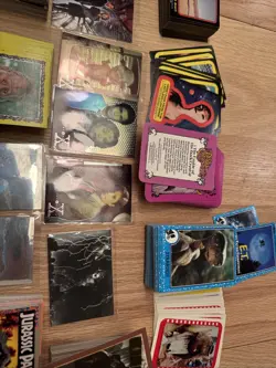 Card Lot - Vintage CCG Movie Cards - X-Files Jurassic Park ET King Kong Foils B4 - Image 4