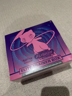 Pokemon TCG Fusion Strike Elite Trainer Box New And Sealed - Image 2