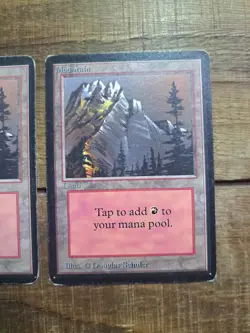 MTG - 2x BETA Edition - Mountain Basic Land - - Image 3