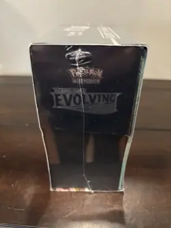 Pokemon TCG: Evolving Skies Elite Trainer Box ETB Sealed Umbreon - Image 2