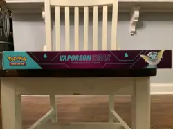 Pokemon TCG VAPOREON - VMAX Premium Collection Box - Sealed - Image 3