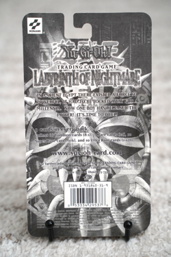 2002 Yugioh LON 1st Edition Labyrinth of Nightmare Blister Pack Sealed TCG - Image 2