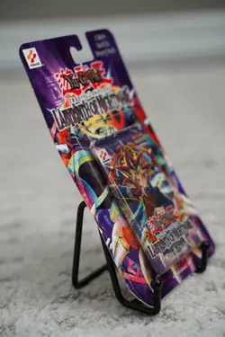 2002 Yugioh LON 1st Edition Labyrinth of Nightmare Blister Pack Sealed TCG - Image 4