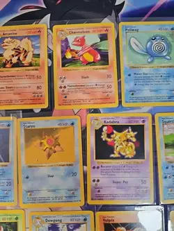 Pokemon Base Set Shadowless Lot (18 cards total) - Image 3