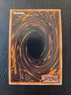 Blue-Eyes White Dragon Starter Deck: Kaiba Evolution 1st Edition SKE-001 Super - Image 2