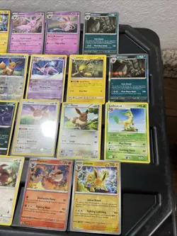 (30) EEVEE CARDS LOT VTG GLACEON LEAFEON ESPEON JOLTEON EVOLUTION Holo Swirl - Image 4