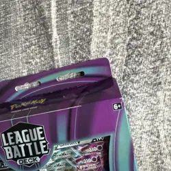 Pokemon Mew VMAX League Battle Deck NEW Factory Sealed 2022 - Image 3