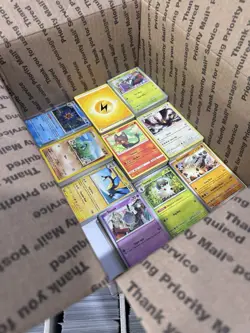 🔥 17lbs 4200+ UNSEARCHED Pokemon Bulk Lot! Some Holos & Vintage Cards LP/NM ✨ - Image 3