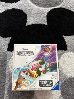 NEW Disney Lorcana Archazias Island Illumineers Trove Box Trading Card Game - Image 1