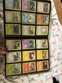 Pokemon TCG Full Binder 360 Cards Vantage and More - Image 5