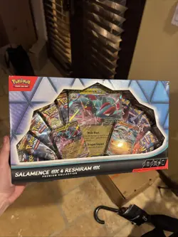 Pokemon Salamence ex & Reshiram ex Premium Collection - Image 1