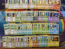 Vintage Pokemon Card Lot Fire Gengar Swampert Typlosion Raichu 240+ - Image 3