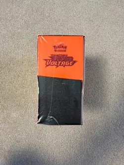 2020 Pokemon TCG Vivid Voltage Elite Trainer Box ETB -- BRAND NEW FACTORY SEALED - Image 5