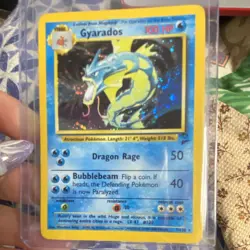 Pokemon TCG Base Set Gyarados Holo Card 7/130 English 1999 Vintage - Image 2