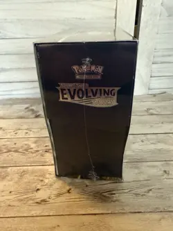 Pokemon TCG SWSH Evolving Skies Elite Trainer Box ETB Sealed - Image 2