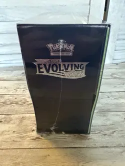 Pokemon TCG SWSH Evolving Skies Elite Trainer Box ETB Sealed - Image 4