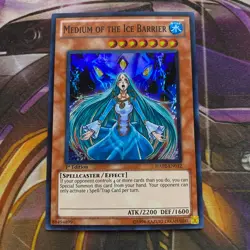 Medium of the Ice Barrier - HA02-EN012 - Super Rare - 1st Edition Near Mint Yugi - Image 1