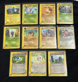 11x Skyridge Pokemon Non-Holo Vintage Card Lot Venomoth Sandslash Kabuto Machoke - Image 1