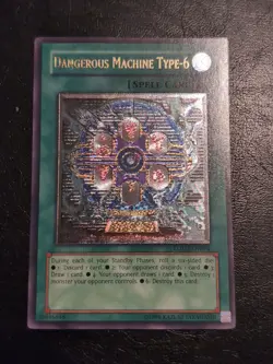 Yu-Gi-Oh! ULTIMATE RARE CARD DANGEROUS MACHINE TYPE-6 LODT-EN096 1996 COPYRIGHT - Image 1