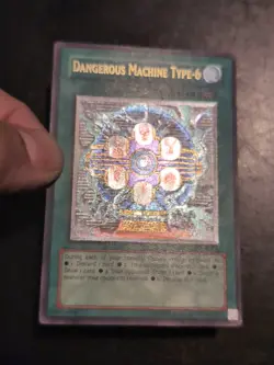 Yu-Gi-Oh! ULTIMATE RARE CARD DANGEROUS MACHINE TYPE-6 LODT-EN096 1996 COPYRIGHT - Image 2