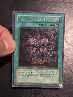 Yu-Gi-Oh! ULTIMATE RARE CARD DANGEROUS MACHINE TYPE-6 LODT-EN096 1996 COPYRIGHT - Image 3