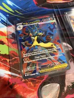 LOT of 5 Pokemon Cards - Image 1