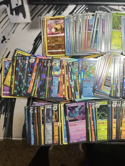 Pokemon Bulk Roughly 650 HOLO/REVERSE HOLO Cards From All Sets From Past 3 Years - Image 4