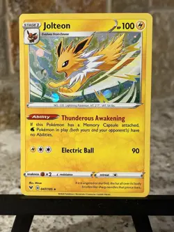 Pokemon TCG ~ Jolteon Cosmos Holo Promo Rare (SWSH: Vivid Voltage 47/185) NIM - Image 3