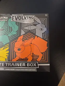 Pokemon TCG: Sword & Shield-Evolving Skies Elite Trainer Box Factory Sealed 820650808944 - Image 2