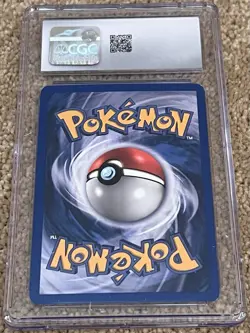Pokemon CGC 7 Tentacool - Legendary Collection - 2002 - 96/110 - Reverse Holo - Image 2
