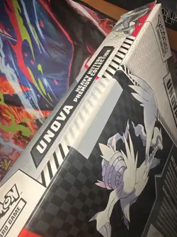 Pokemon UNOVA Heavy Hitters Premium Collection - Image 3