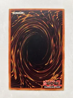 Blue-Eyes White Dragon SDK-001 Ultra Rare Starter Deck: Kaiba Unlimited Yu-Gi-Oh - Image 2