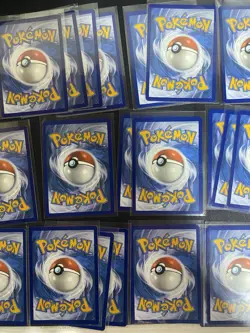 Pokemon 2023 Crown Zenith Galarian Gallery 40 Card Lot & 5 SWSH trainer Gallery - Image 4
