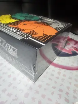 Pokemon Evolving Skies Elite Trainer Box ETB - Image 3