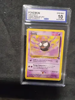 Pokemon 1999 Gastly Fossil Set #33/62 CCG 10 Graded Card English Regular Finish - Image 1