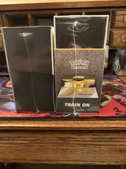 Pokemon TCG: Celebrations Ultra-Premium Collection Box & ETB Factory Sealed🔥 - Image 3