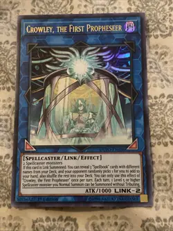 CROWLEY, THE FIRST PROPHESEER ULTRA RARE Holo NM DUPO-EN028 YUGIOH! Card TCG - Image 1