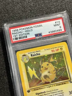 Pokemon TCG Raichu 14/62 1st Edition Fossil Set WOTC Vintage Holo Rare PSA 9 - Image 3