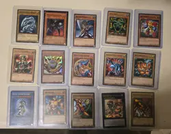 Yugioh Binder + Cards Lot, 550-600 Cards, Blue Eyes, Red Eyes, Dark Magician - Image 1