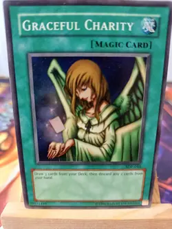 Elegante Wohltaterin Graceful Charity SDP-040 Super Rare EN EX YUGIOH - Image 1