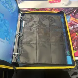 Empty Vintage Pokemon Binder- Nintendo Brand- No Cards Inside - Image 3