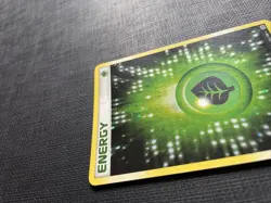 Grass Energy - 101/106 - Holo Rare - EX emerald Pokemon Card 2005 - LP/NM - Image 4